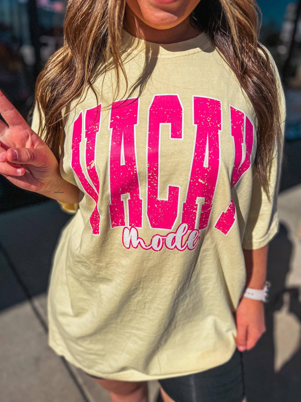 VACAY MODE Graphic Tee
