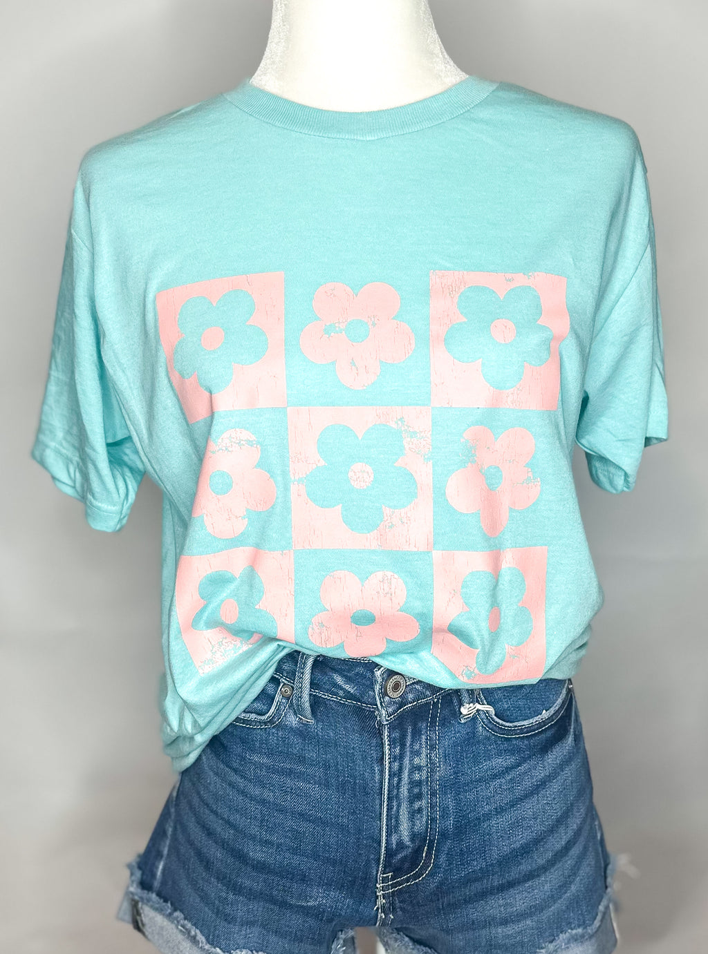**Limited Edition**Distressed Flower Power Tee