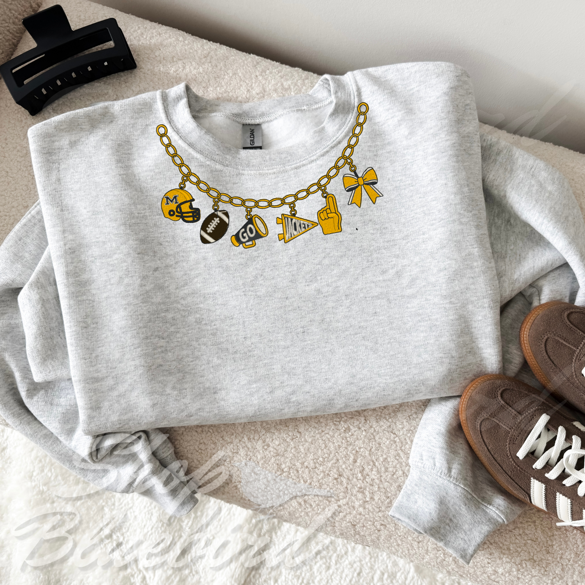 Charm Necklace Embroidered Sweatshirt